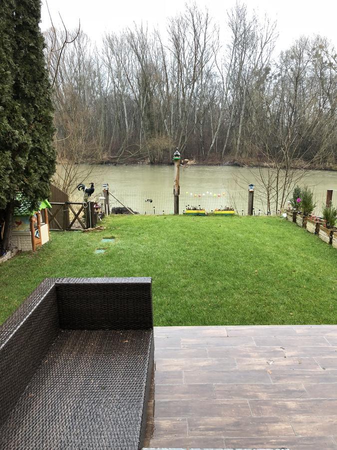 Vml Premium Apartman Mosonmagyaróvár Exteriér fotografie